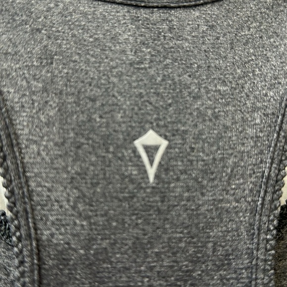 Ivivva Dark Grey Scalloped Tank Top - Picture 11 of 13